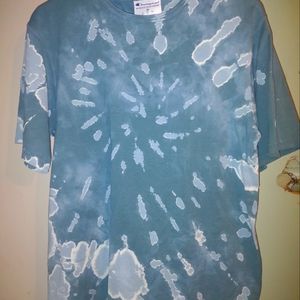 Woman's Blue Short Sleeve Champion‎ top size Medium
